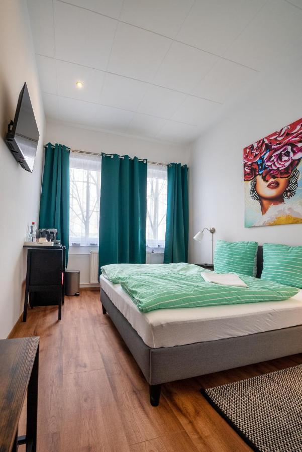 Loewen Langenhagen Hostel